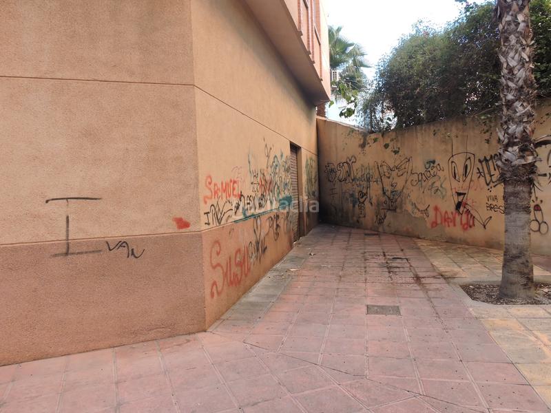 Foto 882635e2-5f7d-4cc5-9e55-dc2a6c1c8934. Local comercial amplio local en Carolinas Altas Alicante