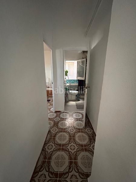 Foto 0a75c3c0-ba7d-4401-b476-51a51908ee03. Piso  economico en venta en Colonia Requena Alicante