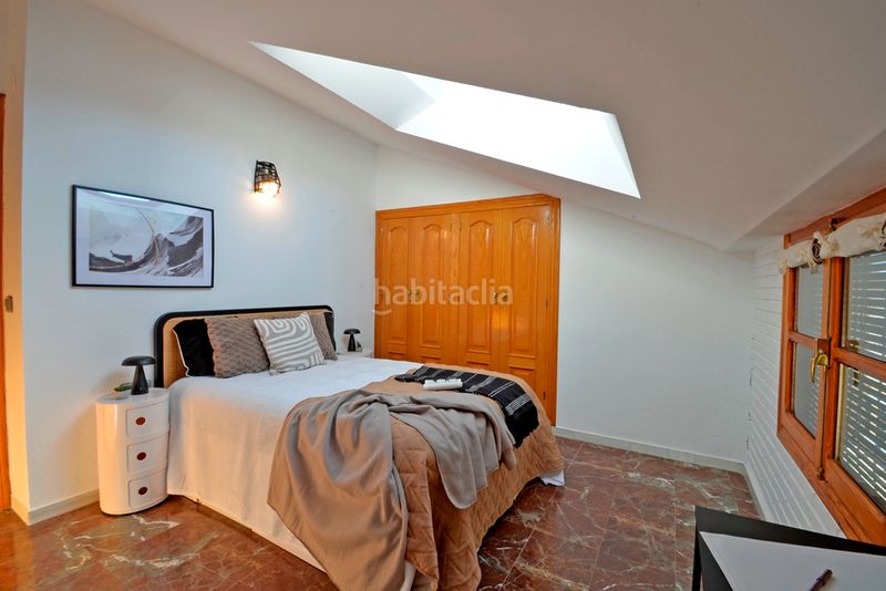 Foto 030f6847-f7fc-41a5-8355-4aa6db2caf55. Casa amb xemeneia aparcament a Sax