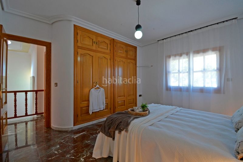 Foto 0d12087b-09e9-44e4-a0e7-e4f498476758. Casa amb xemeneia aparcament a Sax