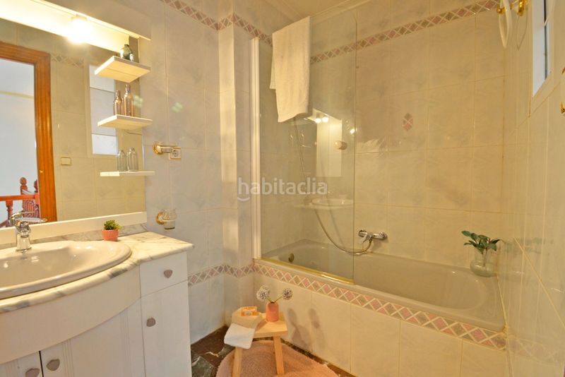 Foto 1465f082-7e2e-459c-9947-c56b570d0191. Casa amb xemeneia aparcament a Sax