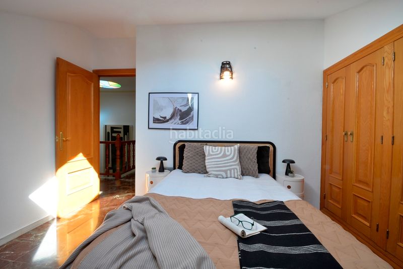 Foto 14ba89e3-5eef-4b75-9a05-21e777270729. Casa amb xemeneia aparcament a Sax