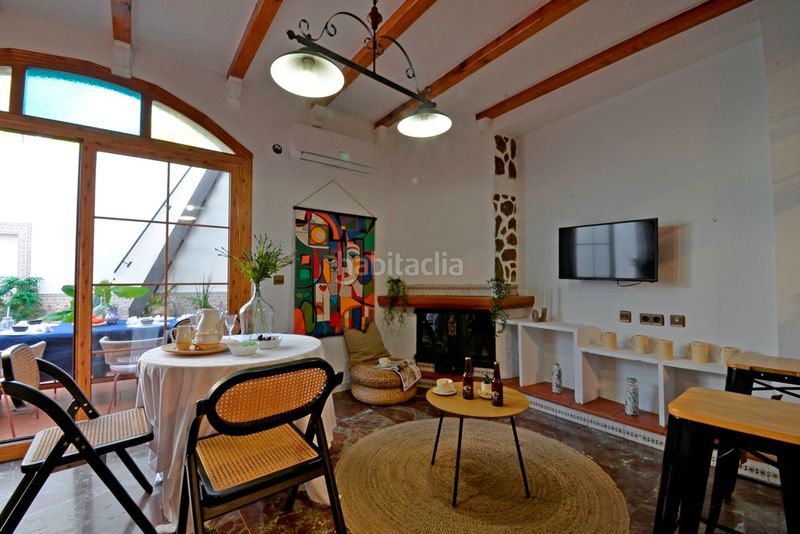 Foto 5ab9dd85-7b9e-4840-af32-cae896e3c871. Casa amb xemeneia aparcament a Sax