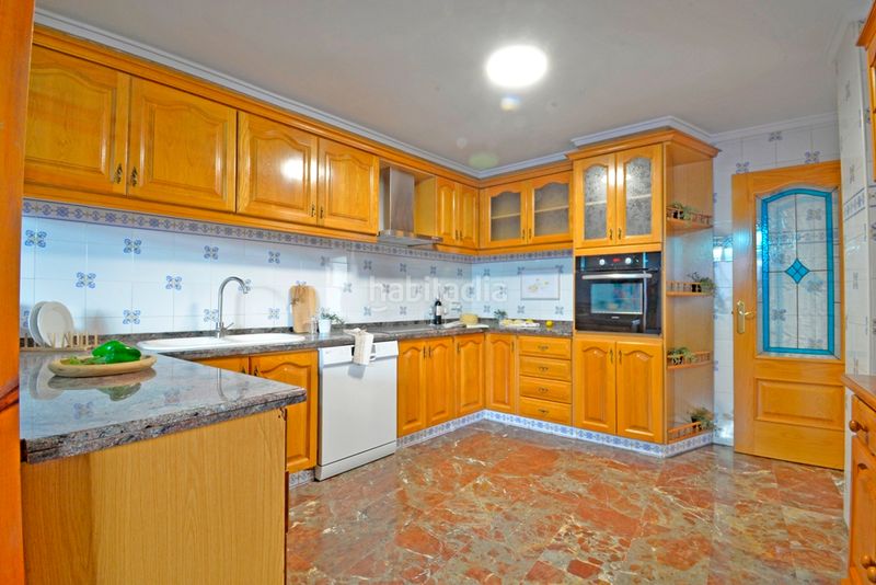 Foto 6b64899d-6b93-44b4-bed9-87e18a98e32d. Casa amb xemeneia aparcament a Sax