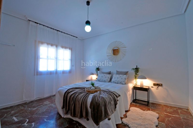 Foto 702dfbdc-cfce-4bad-9df1-4b8873c4289d. Casa amb xemeneia aparcament a Sax