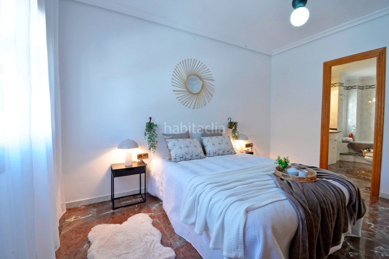 Foto 96c0a591-3f48-4f61-b021-f26dfed6f523. Casa amb xemeneia aparcament a Sax