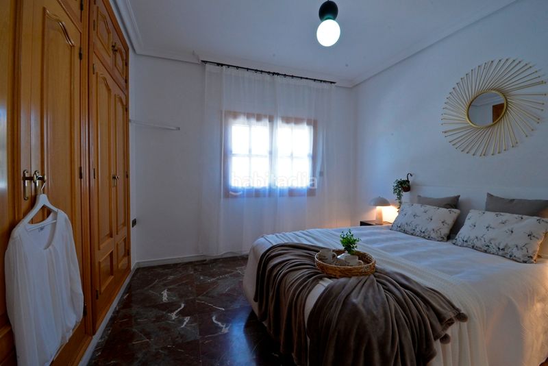 Foto a3bc529b-021f-4df3-ad92-2387cb8222e6. Casa amb xemeneia aparcament a Sax