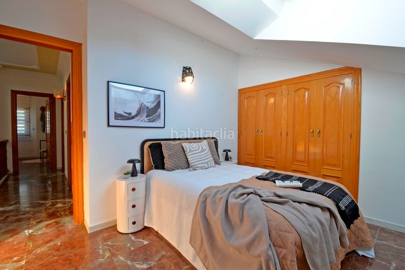 Foto c8229f2a-0dac-4c07-8f6f-4b207a425f58. Casa amb xemeneia aparcament a Sax