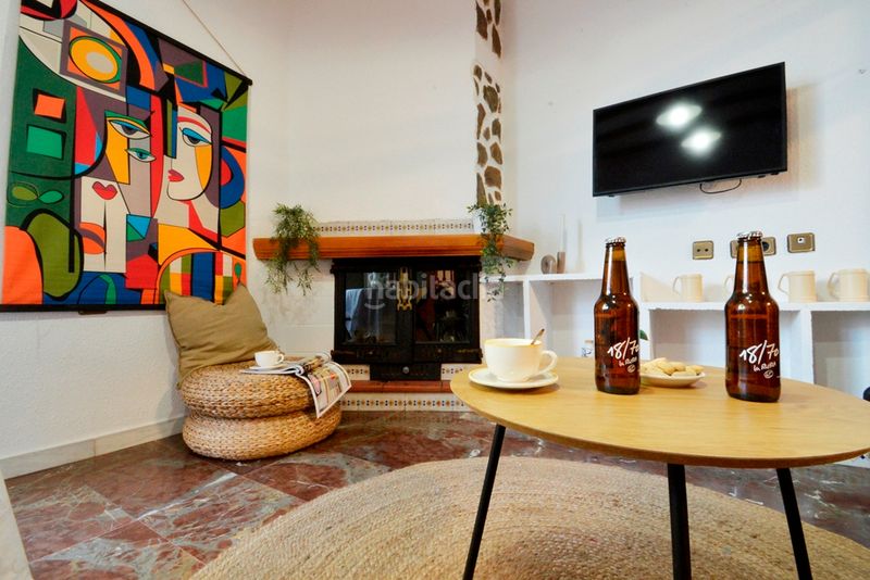 Foto ddf75f06-e440-4726-b922-8eb93bcbdb4f. Casa amb xemeneia aparcament a Sax