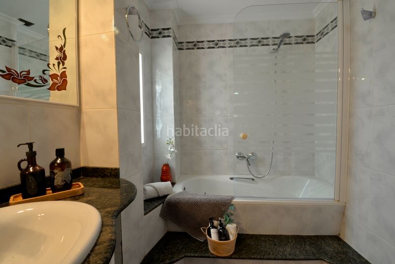 Foto eb05a051-727a-411d-989a-ce2b8706300b. Casa amb xemeneia aparcament a Sax