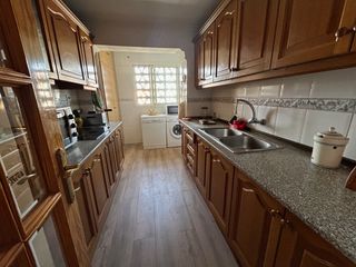 Pis  Carrer doctor claramunt. Piso ideal para familia con hijos