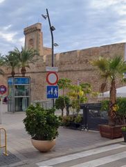 Edifici  Carrer almirante antequera. Edificio en la mejor zona de santa pola