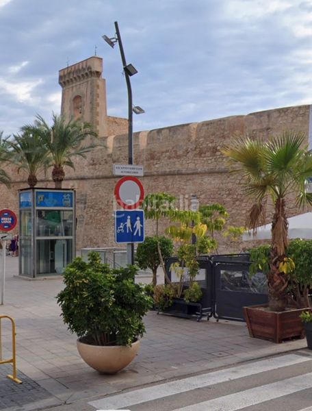 Foto f68509eb-6be3-496b-b2ff-da25e1a949b1. Edifici a Playa Levante Santa Pola