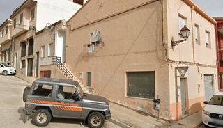 Appartement à Muro de Alcoy. 2 viviendas y local