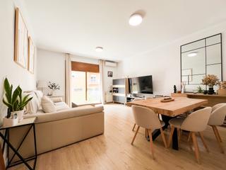 Appartement  Carrer de prat de la riba. Piso reformado para entrar a vivir, incluye plaza de parking