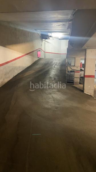 Foto f933b2df-cbae-42a2-8cc9-1ff7d3961d4f. Parking voiture dans Catalunya - Fontetes Cerdanyola del Vallès