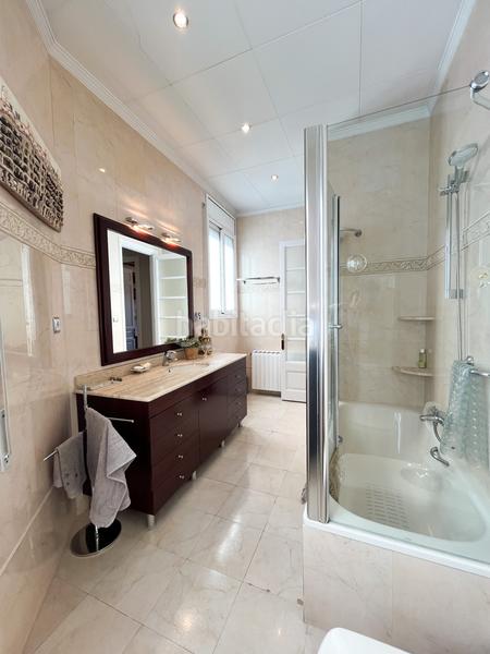 Foto c00f4b6b-56c4-465f-a7e2-2c4c4f6cdf0d. Rent semi detached house with heating in Catalunya - Fontetes Cerdanyola del Vallès