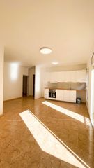 Lloguer Oficina a Centre-Cordelles. Local despacho