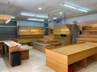 Rent Business premise  Carrer del cardenal benlloch. Bajo comerial en cardenal benlloch