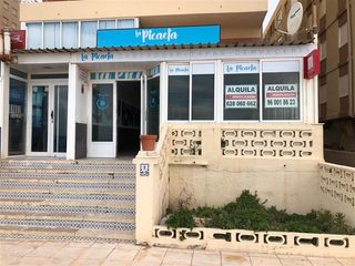 Geschäftsraum in Calle sorolla. Local comercial