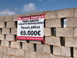 Wohngrundstück in Miramar. Terreno residencial