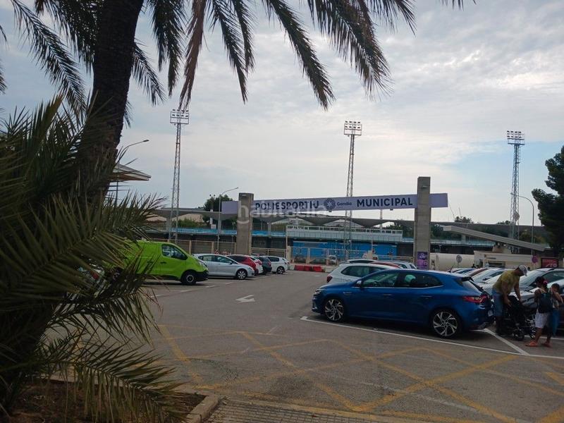 Foto 55e84d19-43fc-44af-8884-2343f131428d. Car parking in Corea Gandia