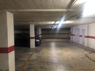 Car parking in Carrer de Daimús