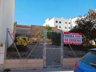 Terreny residencial  Carrer constitució