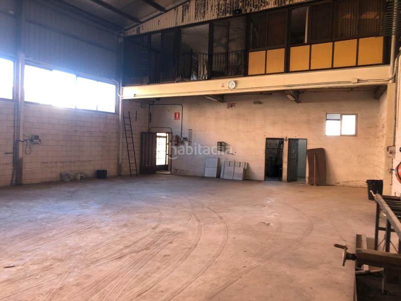 Foto 7f3b168d-e0b7-4341-9676-3754014f05f9. Nave industrial  y urbana 620m² en Benirredrà
