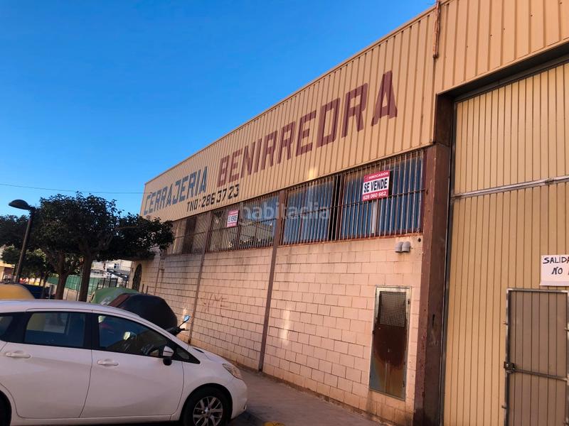 Foto e9d28c5d-bdfd-497f-a2f8-7d023e12a3f6. Nave industrial  y urbana 620m² en Benirredrà