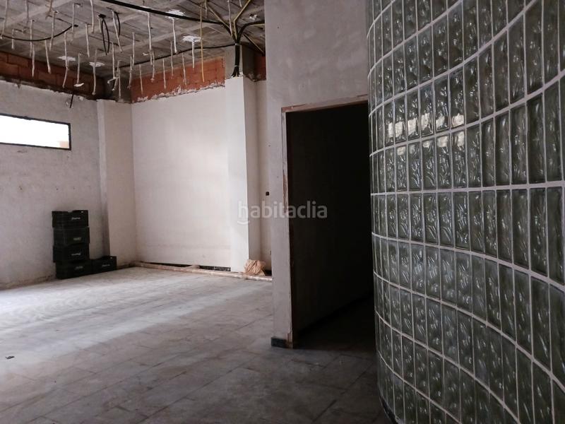 Foto e34ad51d-27e5-40d8-8038-fe2539ea9ae9. Lloguer local comercial a Centro Histórico Gandia