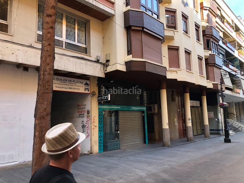 Foto 9dfe40dd-7a27-4ee5-89c8-2fa35de44e88. Location local commercial dans Centro Histórico Gandia