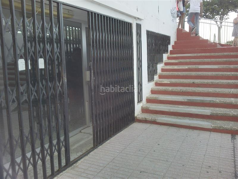 Foto 1a749c0b-e973-4631-a34f-c194926ae4f2. Locale commerciale in Playa de Gandía Gandia