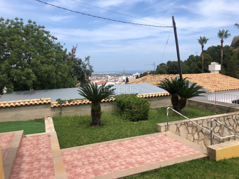 Foto 0e4bef67-f83f-41ae-a120-d8c9d98dff67. Chalet en Oliva pueblo Oliva