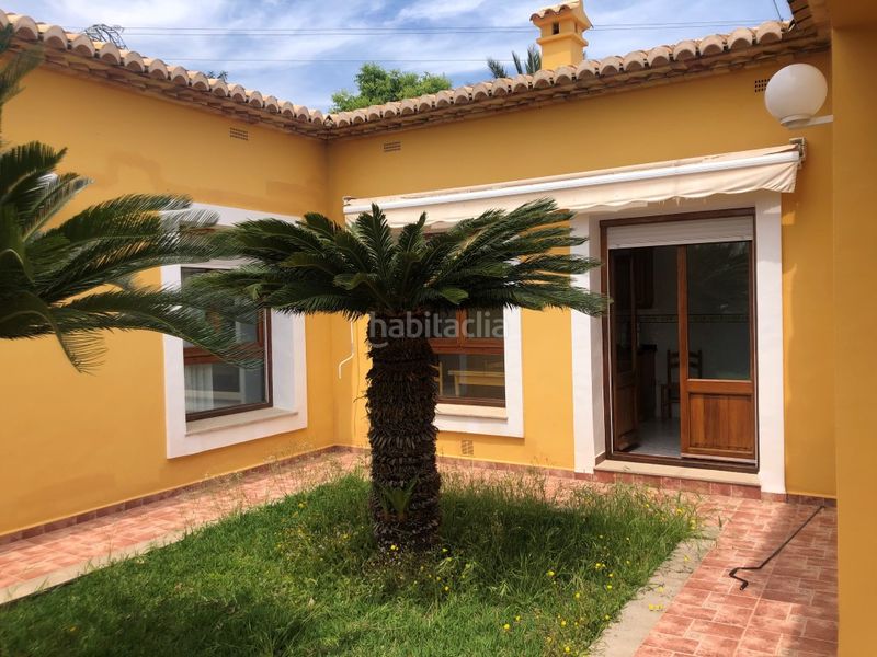 Foto f380ede0-9fb2-4118-ab8d-e572fef6f071. Chalet en Oliva pueblo Oliva