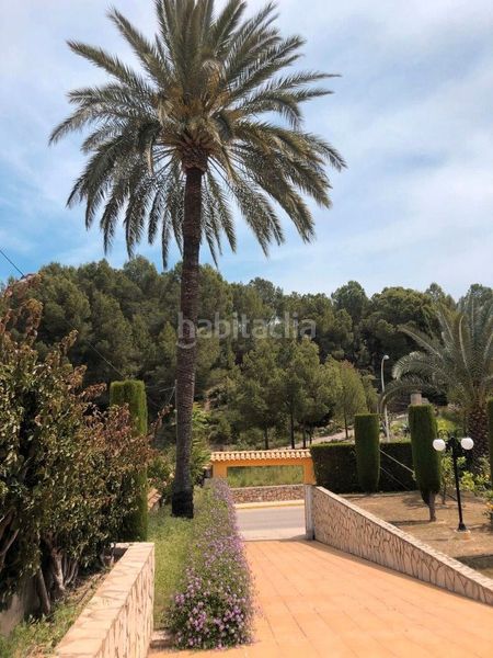 Foto f77b1074-6585-4114-b694-e19018bef5ff. Chalet en Oliva pueblo Oliva