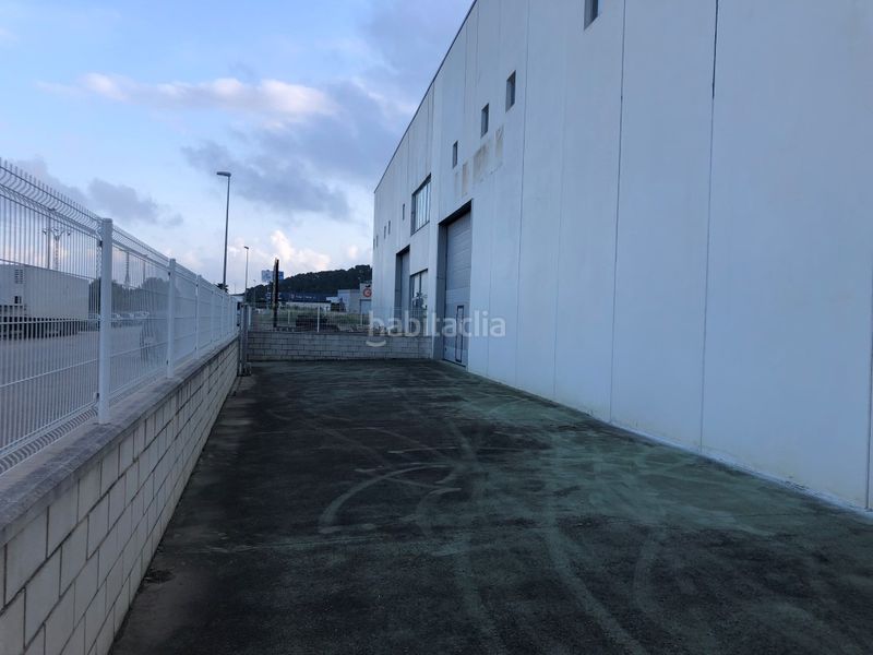 Foto 128f088a-48a7-4d03-a1a8-00728d5fd490. Industrial building in Xeresa