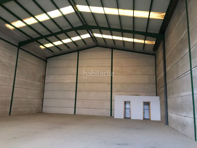 Foto 569e15dc-ca68-48fa-8a57-7c4897004bbf. Industrial building in Xeresa