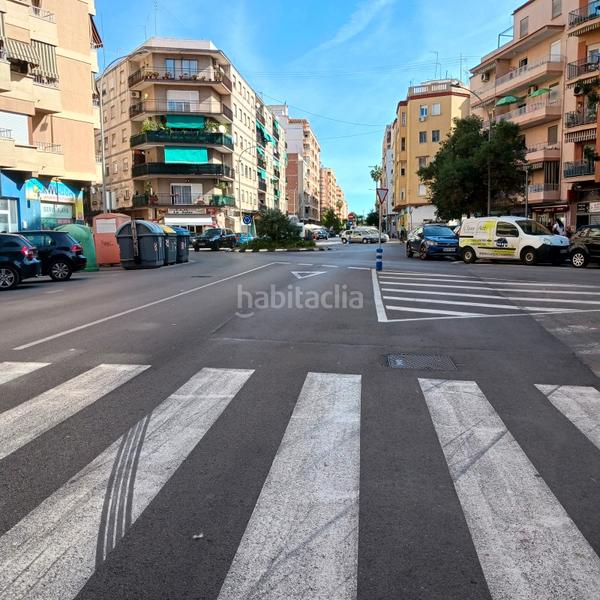 Foto 1d2650fe-16c9-4202-9585-6b5674575135. Aparcament cotxe a Corea Gandia