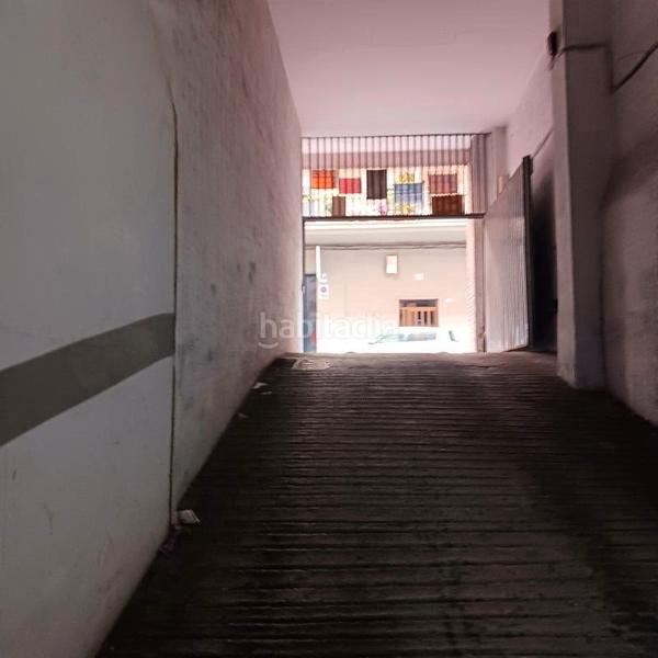 Foto aed3b0f8-1f08-4bb2-bdd1-c8d4f88829d8. Aparcament cotxe a carrer cardenal cisneros 49 a Gandia