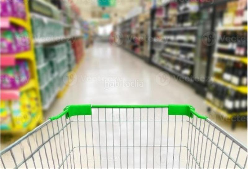 Foto c0ae077a-7ae4-47ad-8420-9dd96d61e9b4. Local comercial en Playa de Gandía Gandia