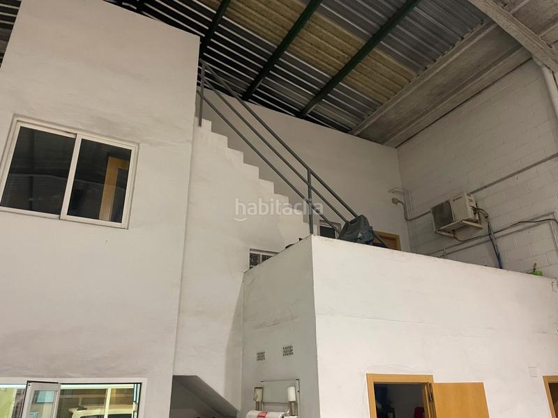 Foto d57c67d1-8472-432d-8f88-1f7a1f1c4407. Nau industrial a avinguda hort mandarí 4 a Xeraco