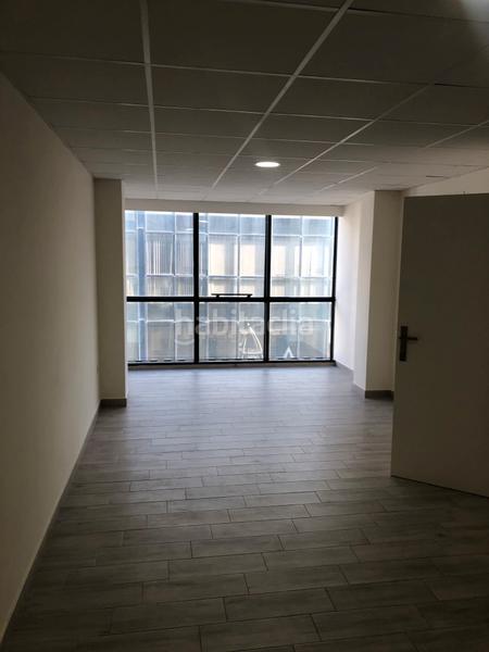 Foto cdcfb09f-cb75-4a71-b679-3d9536a68605. Bureau dans Germaníes - Juzgados Gandia