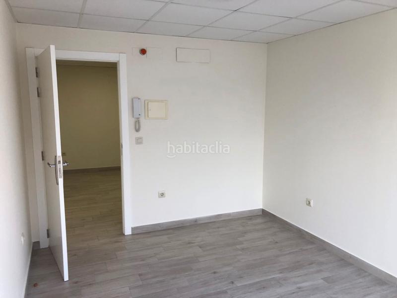Foto e6f9472b-db98-457b-a6c3-d92304dcd550. Büro in Germaníes - Juzgados Gandia