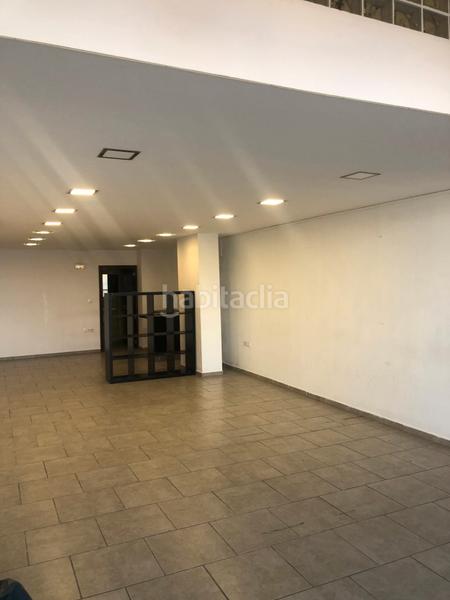 Foto 8394e770-da39-4e28-8e45-de532d6fe046. Local comercial a Corea Gandia