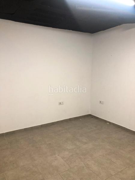 Foto b56f79ef-bcf5-41ff-b98c-bf58dc006536. Local comercial a Corea Gandia