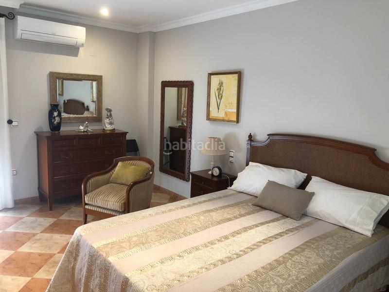 Foto 2a9aed1a-03b8-42b1-b5c5-6eaf928cf173. Chalet with parking in Park Nord - Casona Gandia