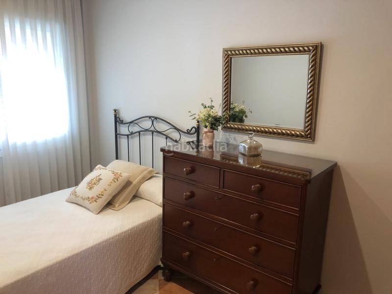 Foto 93759070-6a88-464c-8981-dbaa70cb69f2. Chalet with parking in Park Nord - Casona Gandia