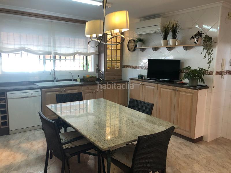 Foto 155f2aed-da0d-4a22-b466-f802e641c973. Chalet con parcheggio in Park Nord - Casona Gandia