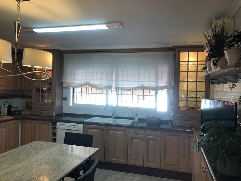 Foto 589eaead-f288-4b63-a6c1-f434b1bfff3c. Chalet con parcheggio in Park Nord - Casona Gandia